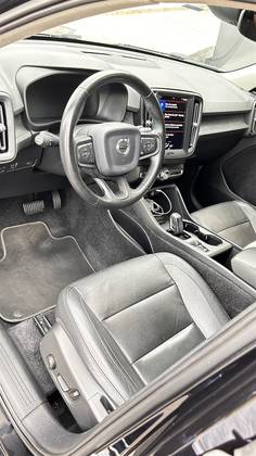 VOLVO XC40 2.0 T4 GASOLINA GEARTRONIC